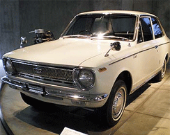 国産名車　1966年　トヨタ カローラ